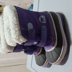 Girls Sorel snow boots